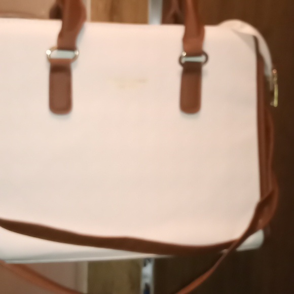 Purses ,designer, - Picture 15 of 15